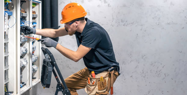 Best Local Electrician Companies  in Louisville, KY